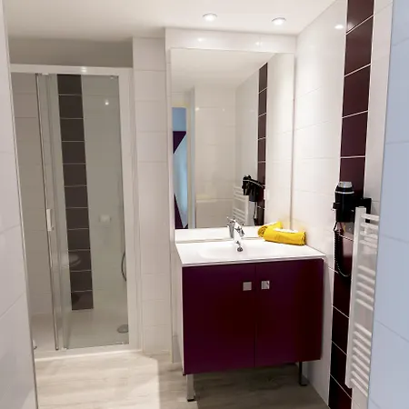 Appart-hotel & Golf Apart Otel Bordeaux