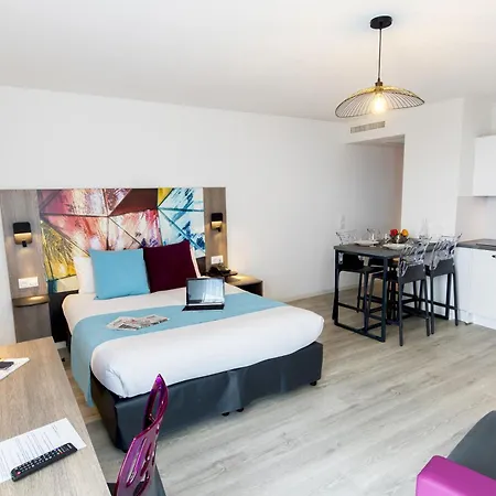 Appart-hotel & Golf 3* Бордо