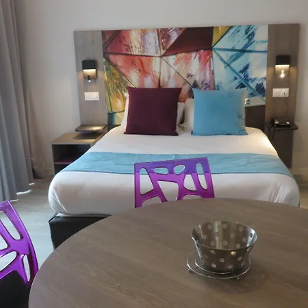 Appart-hotel & Golf Lägenhetshotell 3*