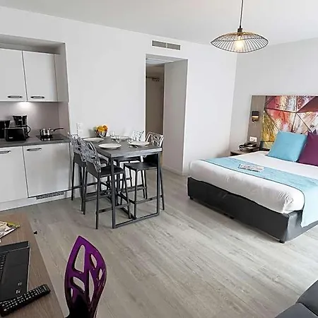 Appart-hotel & Golf Bordeaux