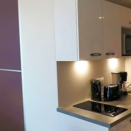 Apart Otel Appart-hotel & Golf Bordeaux