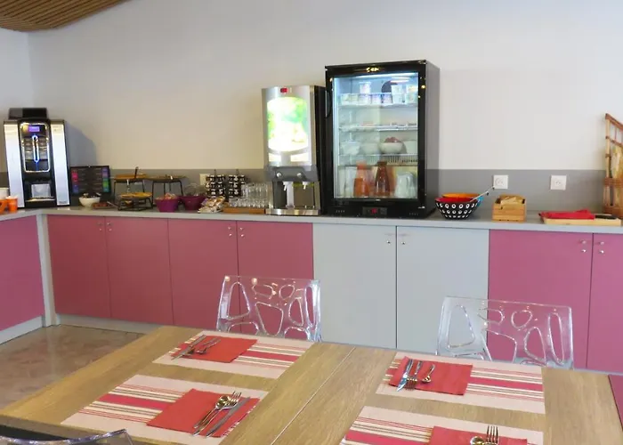 Appart-hotel & Golf Aparthotel 3*