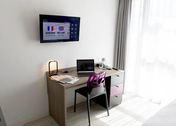 Appart-hotel & Golf Aparthotel 3*