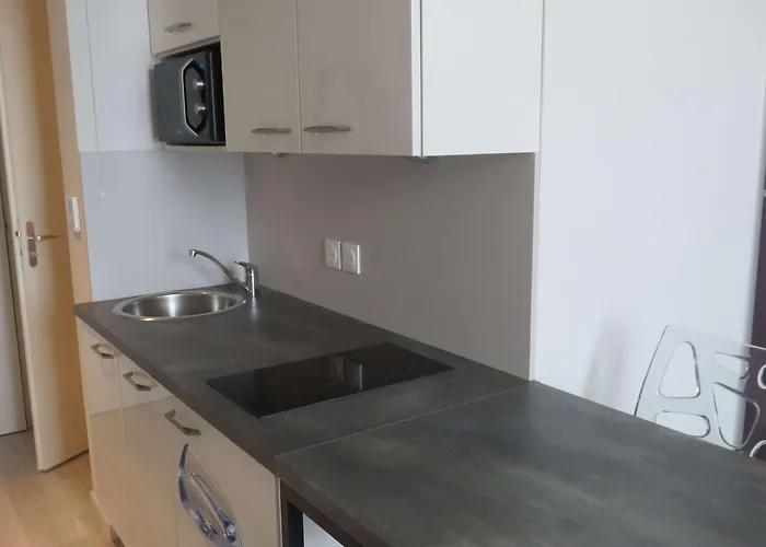 Appart-hotel & Golf Aparthotel 3*