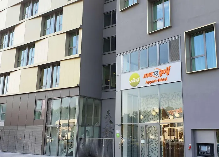 Appart-hotel & Golf 3*