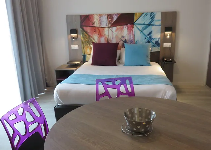 Appart-hotel & Golf Aparthotel 3*