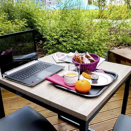 Appart-hotel & Golf Hotel apartamentowy Bordeaux