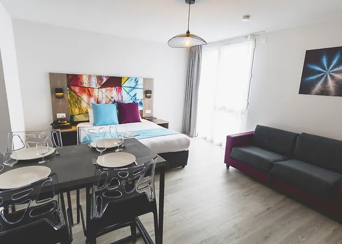 Appart-hotel & Golf Hotel apartamentowy Bordeaux