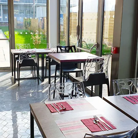 Appart-hotel & Golf Aparthotel Bordeaux