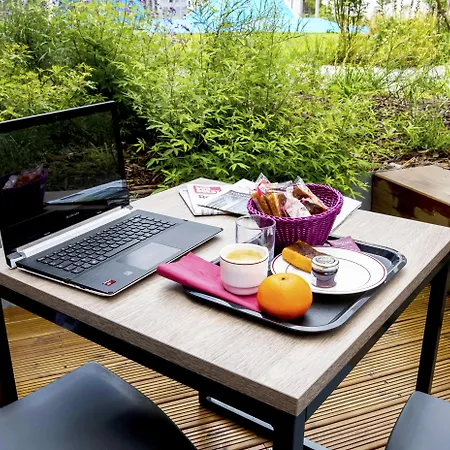 Appart-hotel & Golf Aparthotel Bordeaux